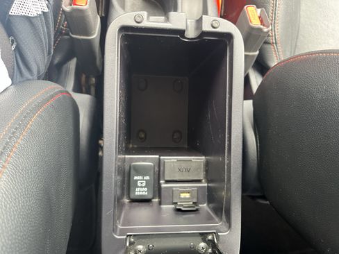 Used 2011 Mitsubishi Outlander Sport ES FWD image 26