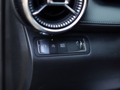 Used 2025 Chevrolet Equinox LT w/ Convenience Package II FWD image 10