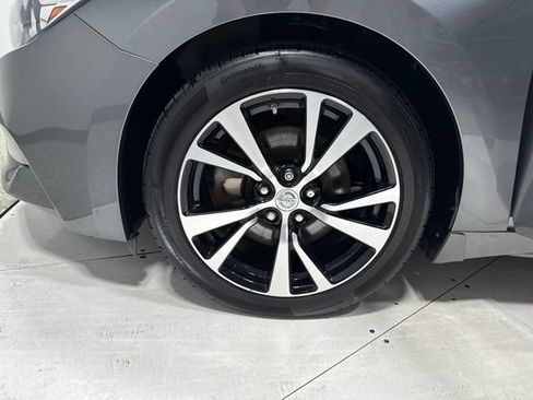 Used 2018 Nissan Maxima 3.5 SL FWD image 9