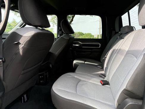 Used 2024 RAM 2500 Big Horn w/ Safety Group AWD/4WD image 28