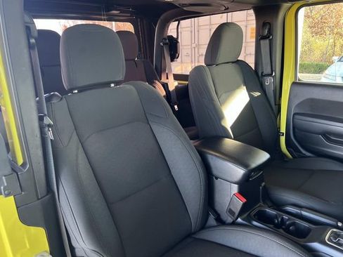 Used 2023 Jeep Wrangler Willys image 25