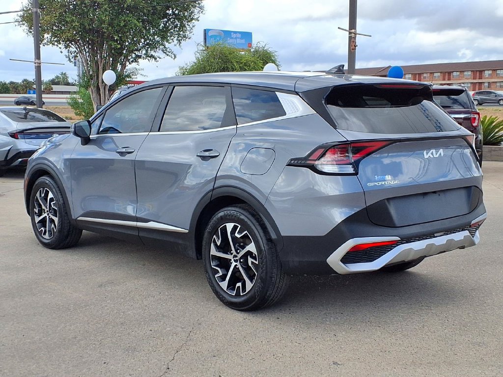Certified 2025 Kia Sportage EX FWD image 6