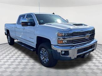 Used 2019 Chevrolet Silverado 2500 LTZ w/ Duramax Plus Package AWD/4WD video 3