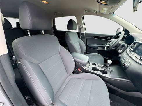 Used 2020 Kia Sorento LX AWD/4WD image 27