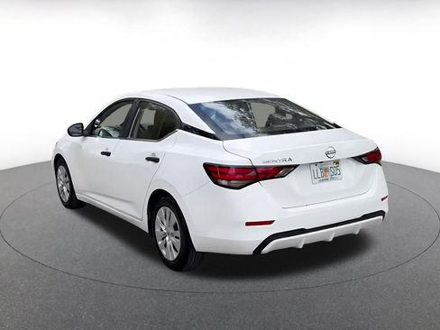 Used 2025 Nissan Sentra S image 11