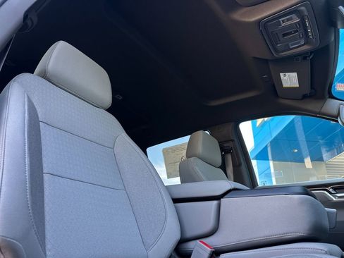 New 2026 GMC Sierra 1500 SLE w/ Preferred Package image 15