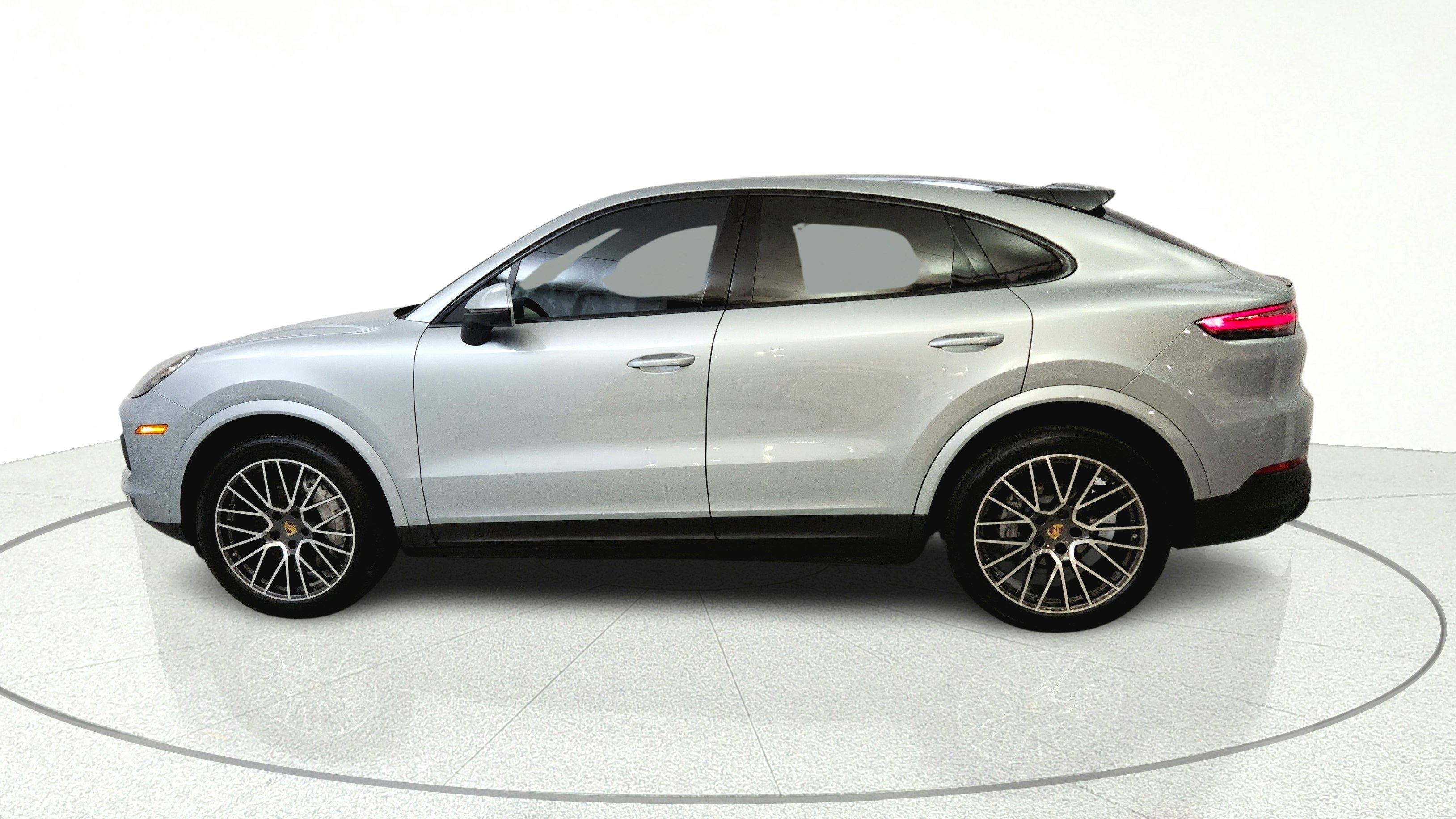 Used 2023 Porsche Cayenne Coupe AWD/4WD image 4