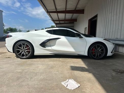 Used 2024 Chevrolet Corvette Stingray Premium Cpe w/ Z51 Performance Package RWD image 7