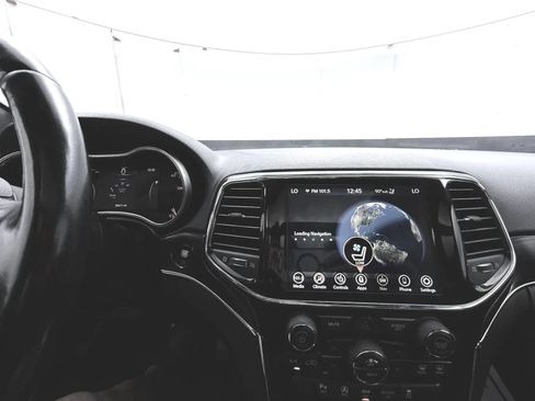 Used 2019 Jeep Grand Cherokee Limited w/ Luxury Group II AWD/4WD image 33