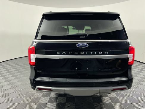 Used 2024 Ford Expedition XLT AWD/4WD image 4