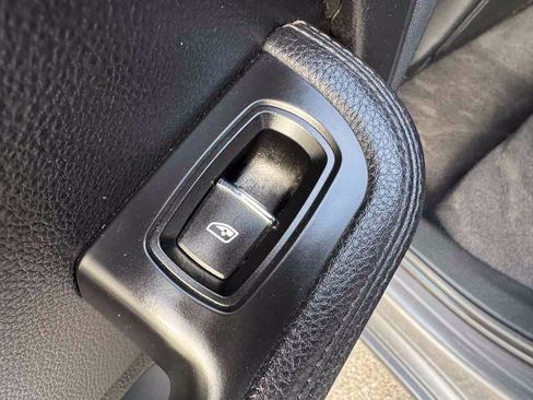 Used 2016 Porsche Macan S AWD/4WD image 48