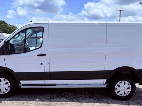 Used 2025 Ford Transit 250 Low Roof w/ Exterior Upgrade Package RWD image 5