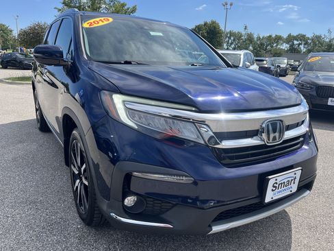 Used 2019 Honda Pilot Touring image 3