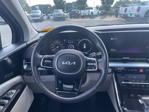 Used 2022 Kia Carnival SX Prestige FWD image 24