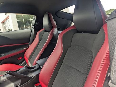 Used 2024 Nissan Z Performance w/ Floor Mat Package RWD image 4