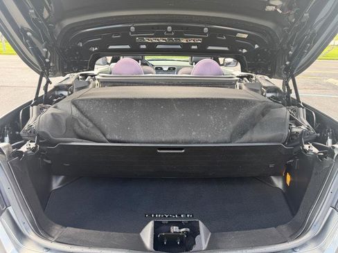 Used 2013 Chrysler 200 Touring FWD image 21
