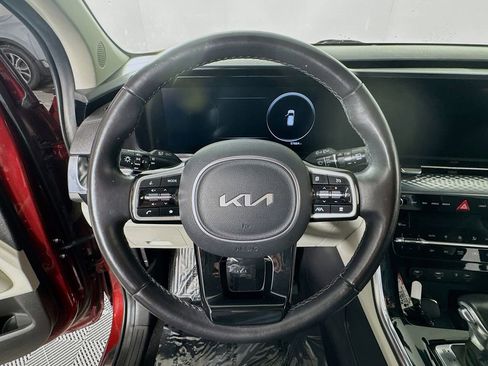 Used 2023 Kia Carnival SX Prestige image 13