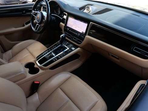 Used 2021 Porsche Macan S image 21