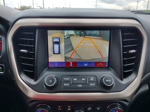 Used 2017 GMC Acadia Denali w/ Technology Package AWD/4WD image 30