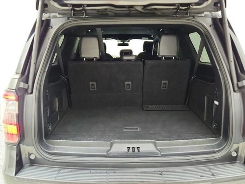 Used 2020 Ford Expedition Max Limited RWD image 40
