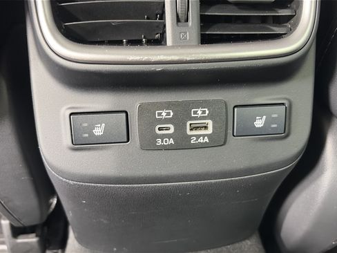 Used 2024 Subaru Outback Limited AWD/4WD image 19