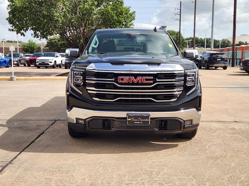 Used 2026 GMC Sierra 1500 SLT RWD image 3