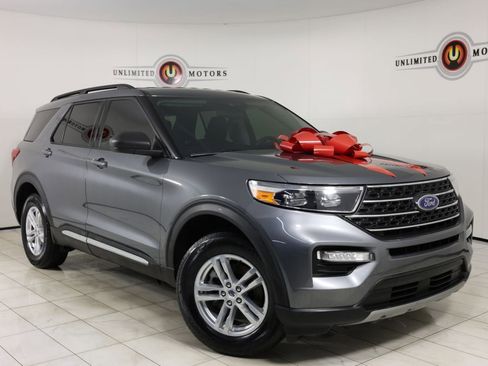 Used 2022 Ford Explorer XLT w/ Equipment Group 202A image 1