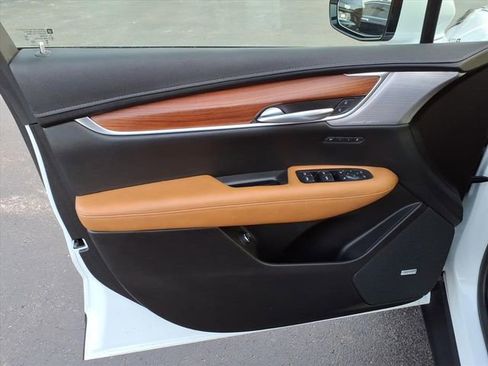 Used 2024 Cadillac XT5 Premium Luxury image 26