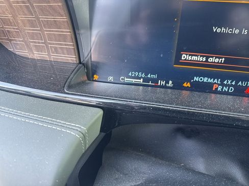 Used 2023 Lincoln Navigator Black Label image 11