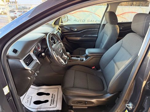 Used 2018 GMC Acadia SLE w/ Driver Alert Package I image 15