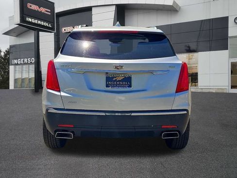 Used 2017 Cadillac XT5 Luxury w/ Driver Awareness Package AWD/4WD image 25