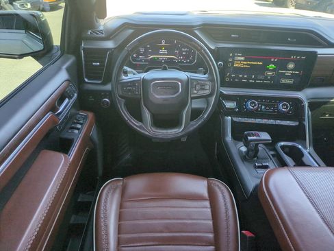 Used 2024 GMC Sierra 1500 Denali Ultimate image 17