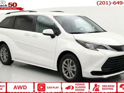 Used 2026 Toyota Sienna LE