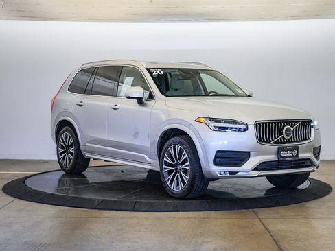 Used 2020 Volvo XC90 T5 Momentum w/ Protection Package Premier AWD/4WD image 6