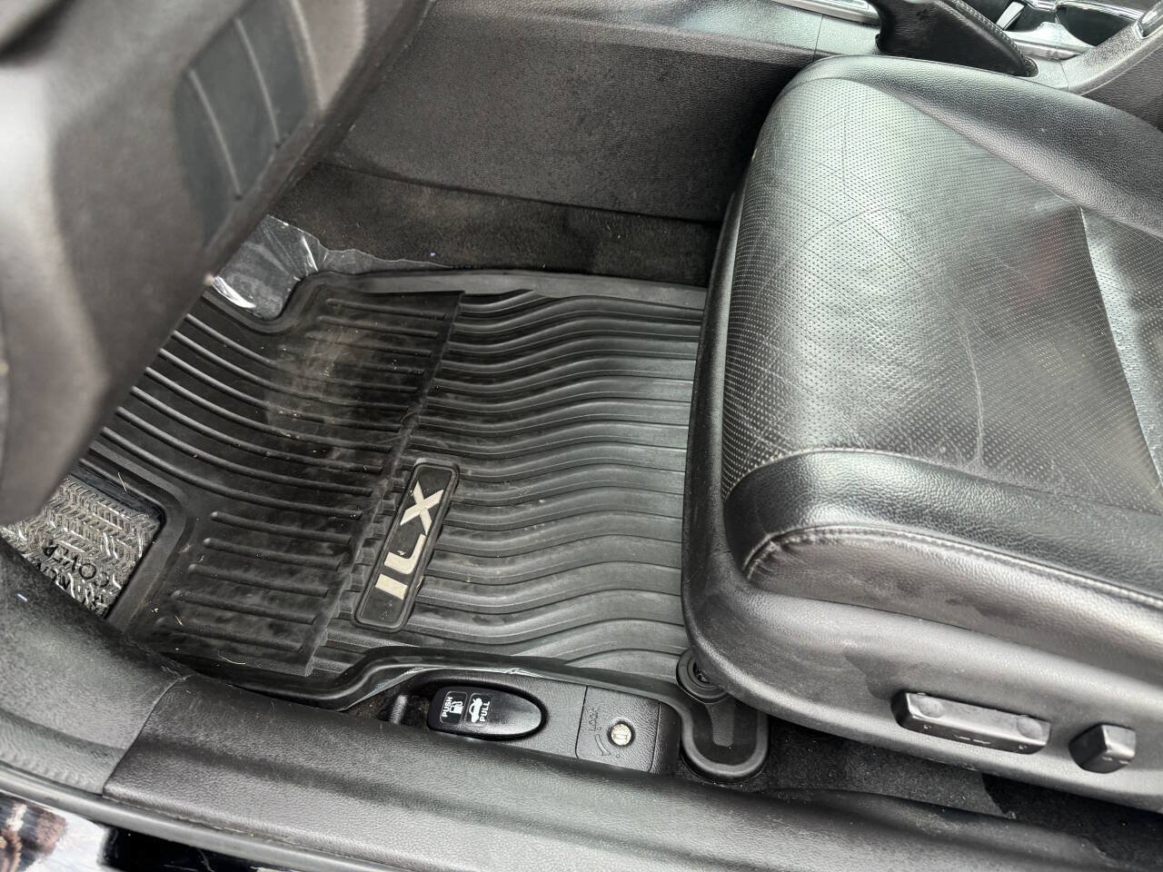 Used 2014 Acura ILX FWD image 28