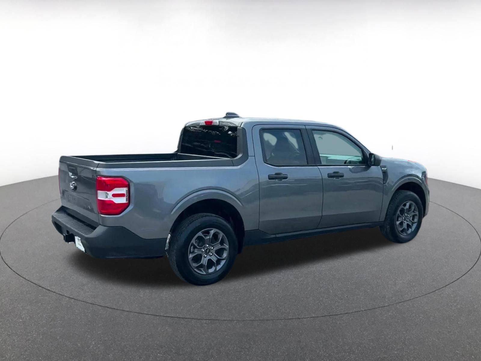 Used 2026 Ford Maverick XLT FWD image 14