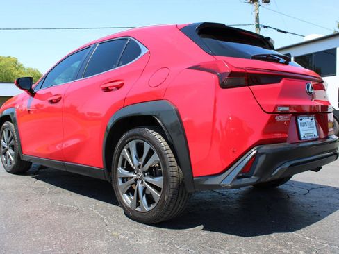 Used 2019 Lexus UX 200 F Sport w/ F Sport Premium Package FWD image 11
