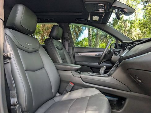 Used 2021 Cadillac XT6 Luxury FWD image 19