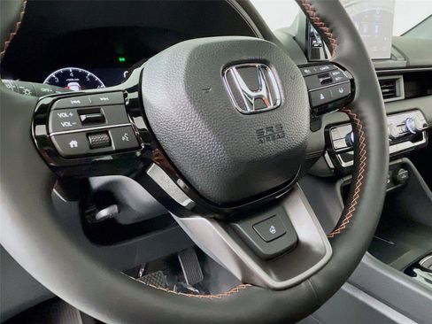 New 2025 Honda Pilot TrailSport image 11