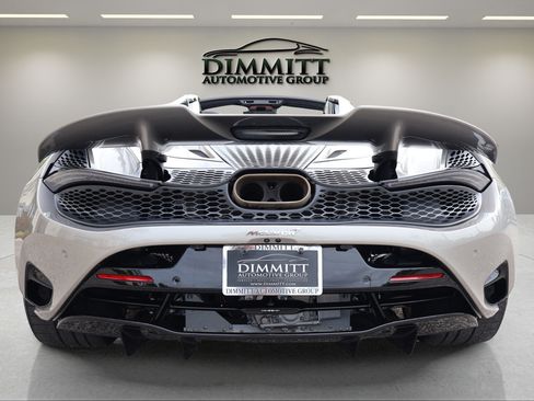 Used 2025 McLaren 750S Spider RWD image 7