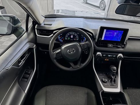 Used 2024 Toyota RAV4 XLE w/ Convenience Package AWD/4WD image 19