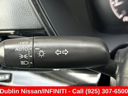 Used 2025 Honda CR-V EX-L image 38
