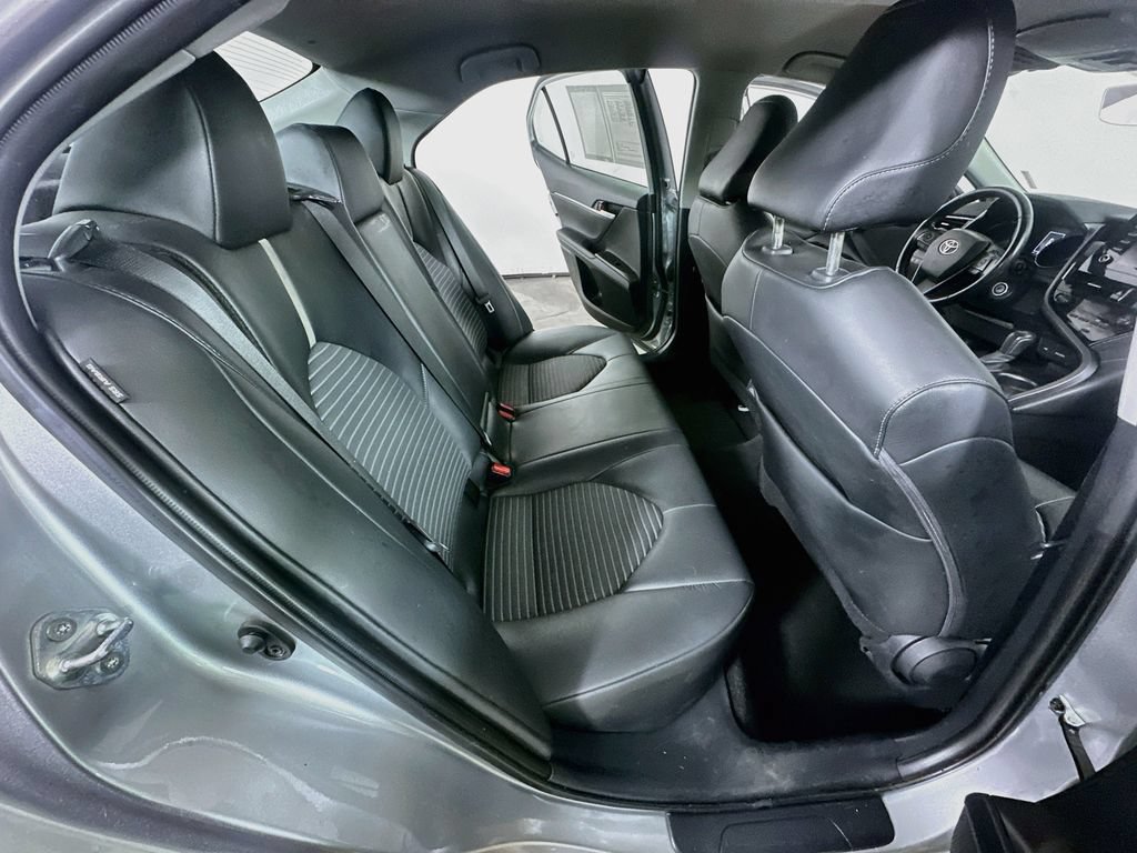 Used 2023 Toyota Camry SE FWD image 12