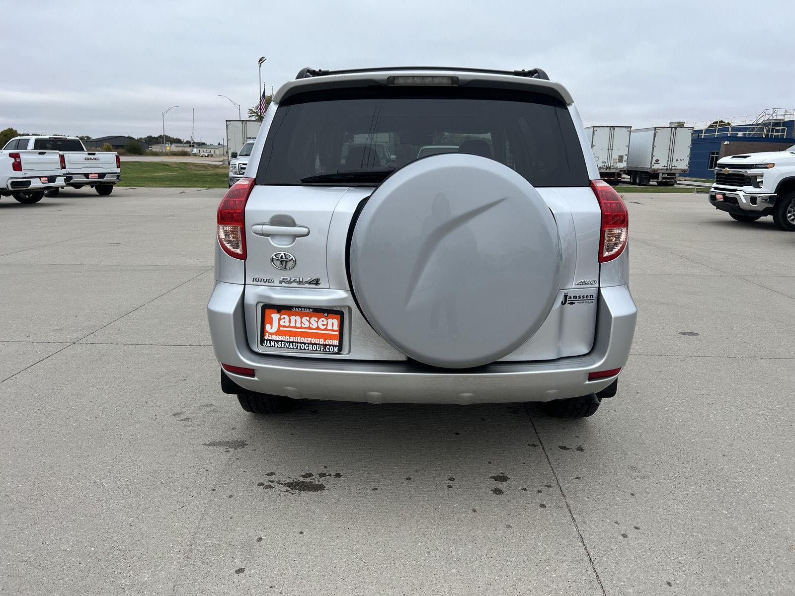Used 2007 Toyota RAV4 Sport AWD/4WD image 3