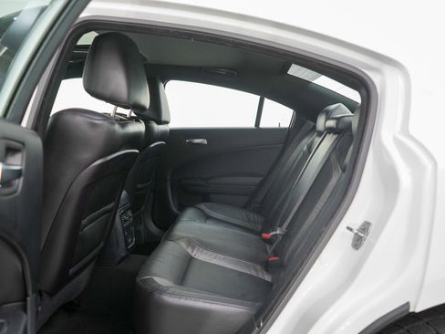 Used 2020 Dodge Charger SXT w/ Plus Group image 16