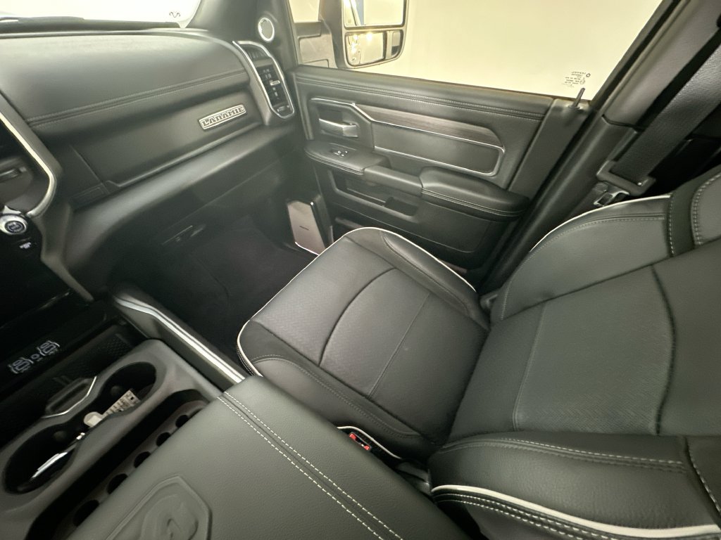 Used 2026 RAM 2500 Laramie AWD/4WD image 11