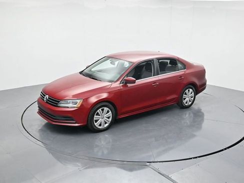 Used 2017 Volkswagen Jetta S image 36