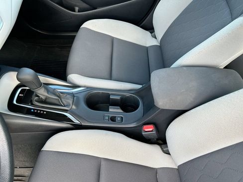 Certified 2026 Toyota Corolla LE FWD image 27