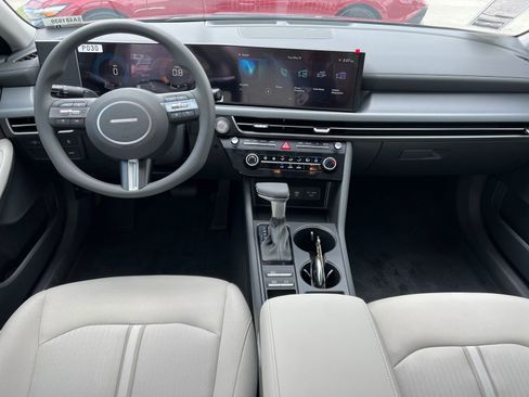 New 2025 Hyundai Sonata SE image 16