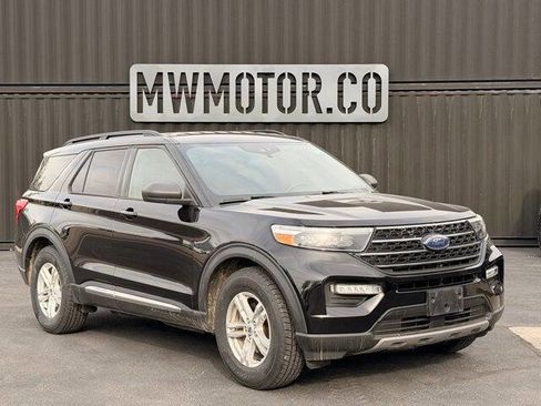 Used 2020 Ford Explorer XLT w/ Equipment Group 202A AWD/4WD image 1